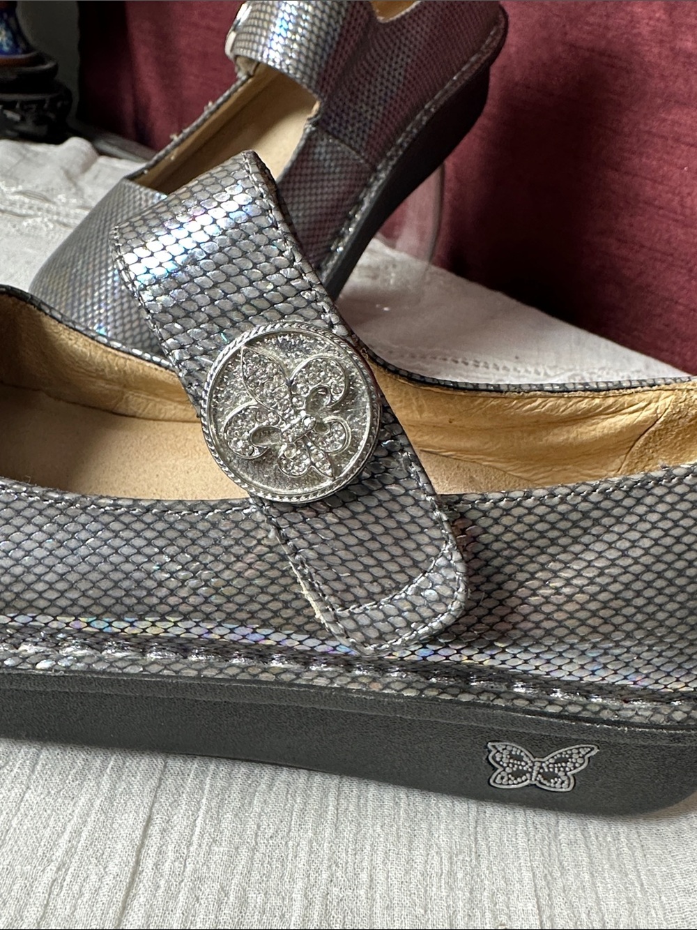 Alegria Paloma Mary Jane EU 39 / US 9 Silver Holo Snake ✨ - Picture 6 of 11